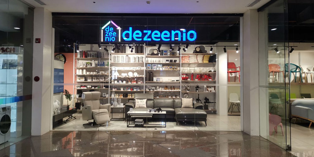 dezeenio-about-us.jpg